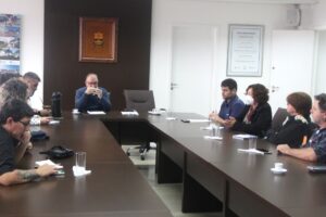 Sindifoz se reúne com prefeito de Itajaí para tratar dos encaminhamentos da greve