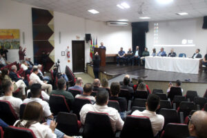 Prefeitura de Itajaí lança FAKE NEWS para retirar direito dos servidores –  Sindifoz