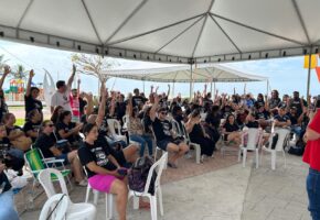 Greve de Navegantes é suspensa para cumprimento de decisão liminar